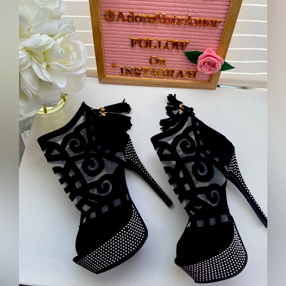 Black Open Toe High Heeled Boots. Once only once. - Picture 7 of 9